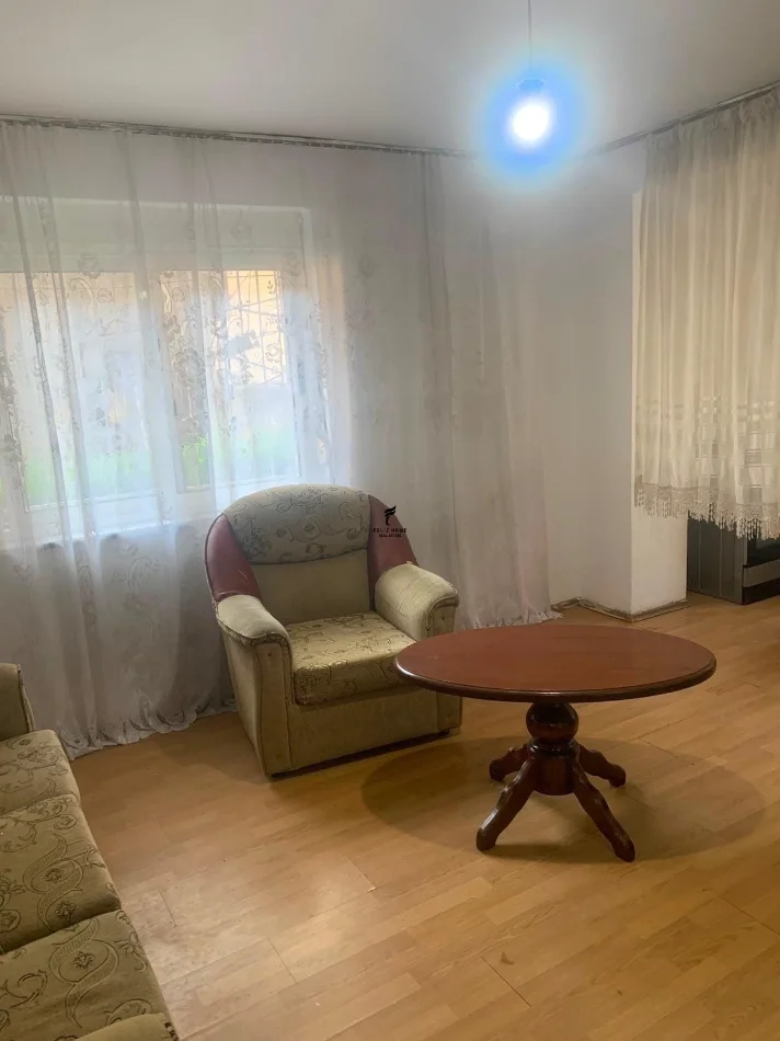 Tirane, jepet me qera apartament 1+1 Kati 1, 75 m² 400 € (RRUGA BARDHYL)