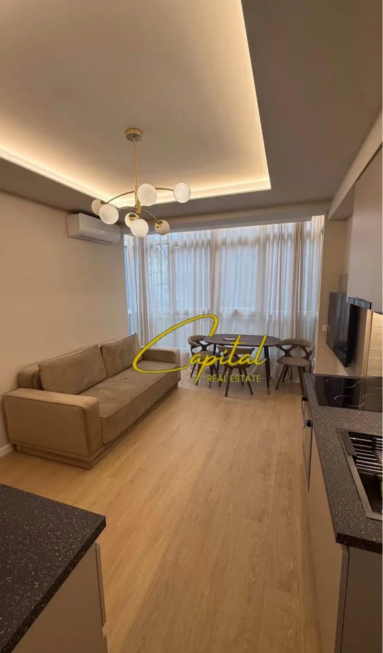 Tirane, jepet me qera apartament 1+1 Kati 2, 50 m² 600 € (ALI DEMI)