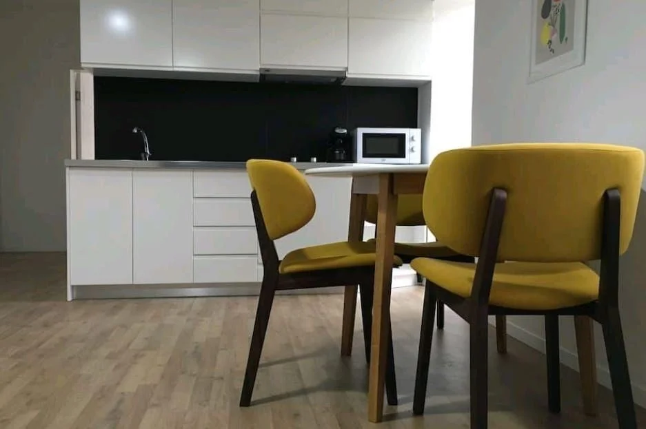 Tirane, jepet me qera apartament 1+1 Kati 2, 60 m² 620 € (Rruga E Elbasanit)