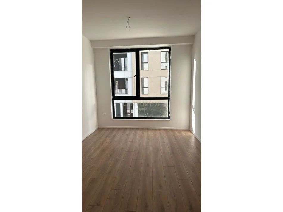 Tirane, jepet me qera apartament 1+1 Kati 2, 61 m² 550 € (Stacioni Trenit CAPITAL148159)
