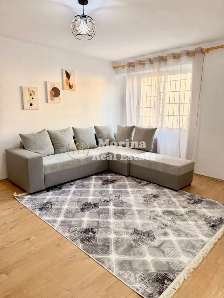 Tirane, jepet me qera apartament 1+1 Kati 2, 64 m² 500 € (Rruga Bardhyl)
