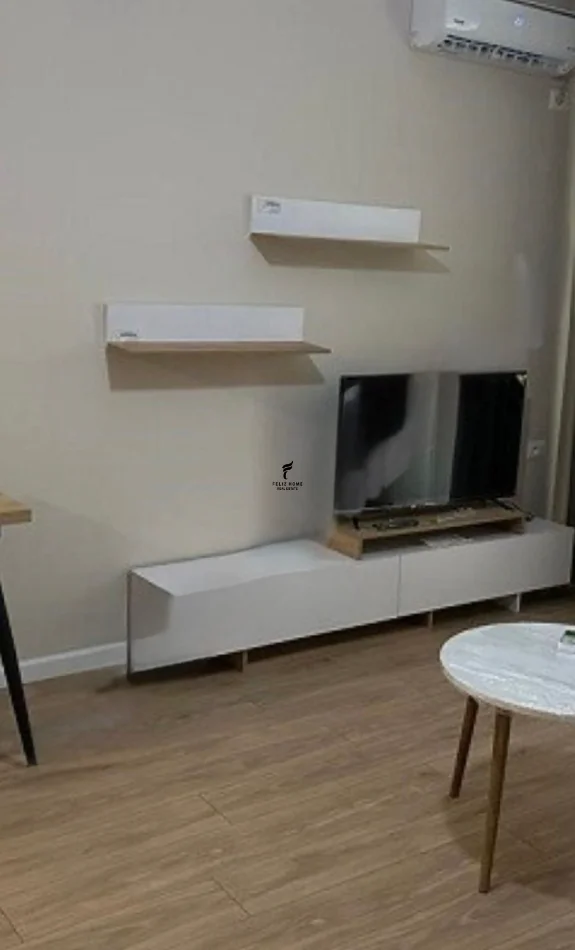 Tirane, jepet me qera apartament 1+1 Kati 2, 65 m² 500 € (LIQENI I THATE)