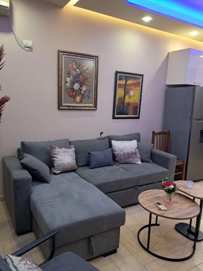 Tirane, jepet me qera apartament 1+1 Kati 2, 67 m² 500 € (KODRA E DIELLIT)