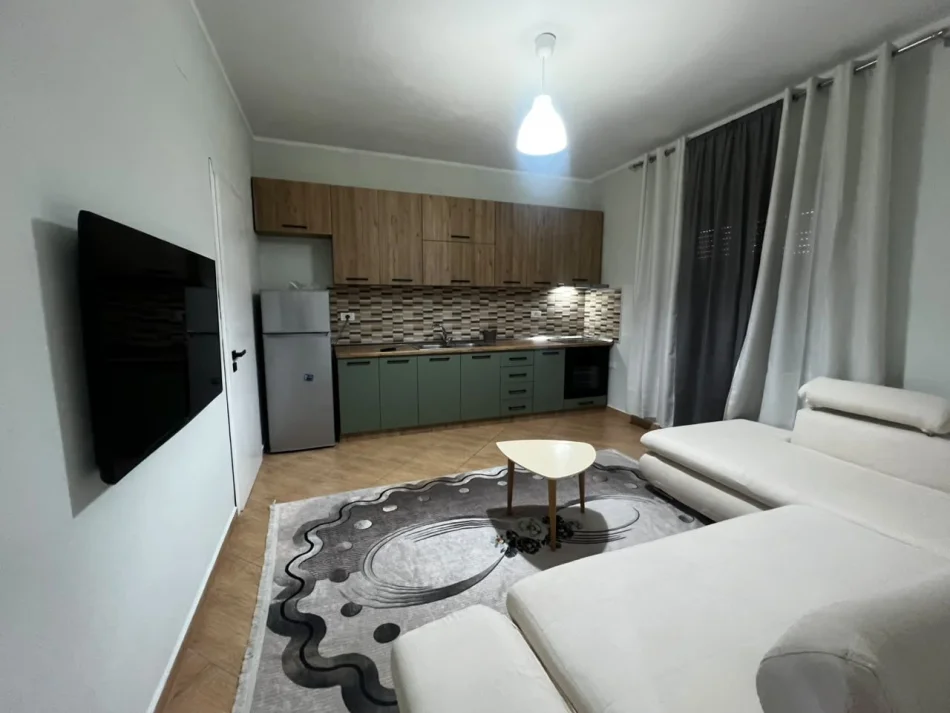 Tirane, jepet me qera apartament 1+1 Kati 2, 68 m² 480 € (Don Bosko)