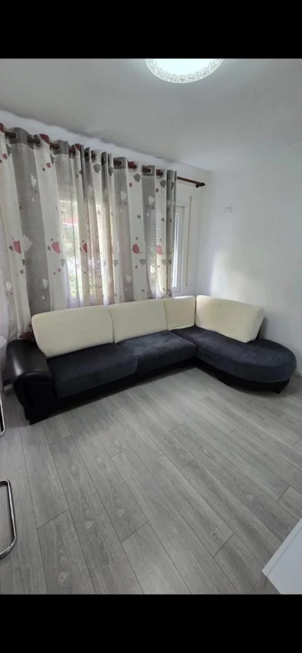 Tirane, jepet me qera apartament 1+1 Kati 2, 68 m² 550 € (Selvia)