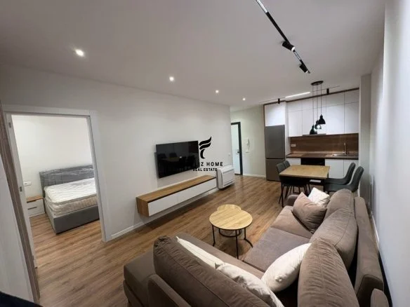 Tirane, jepet me qera apartament 1+1 Kati 2, 70 m² 600 € (LAPRAKE)