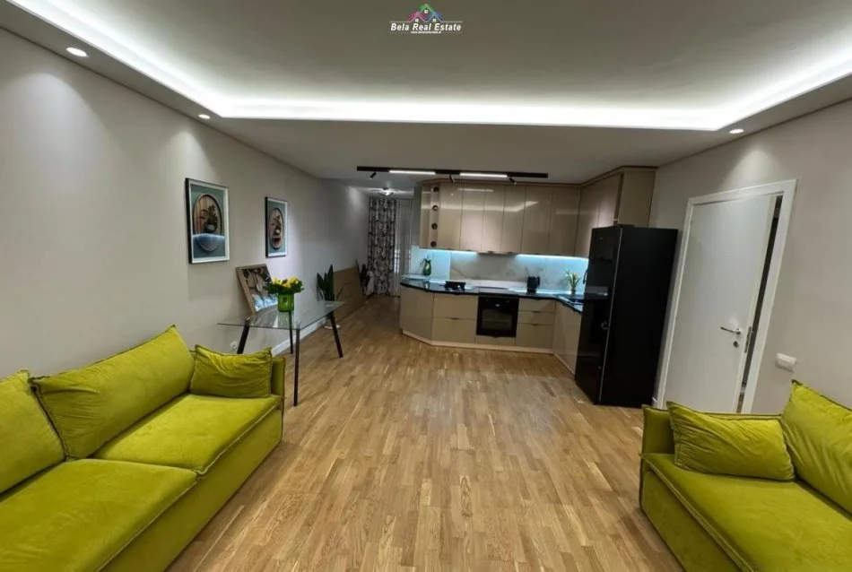 Tirane, jepet me qera apartament 1+1 Kati 2, 77 m² 887 € (Rruga Shyqyri Brari)