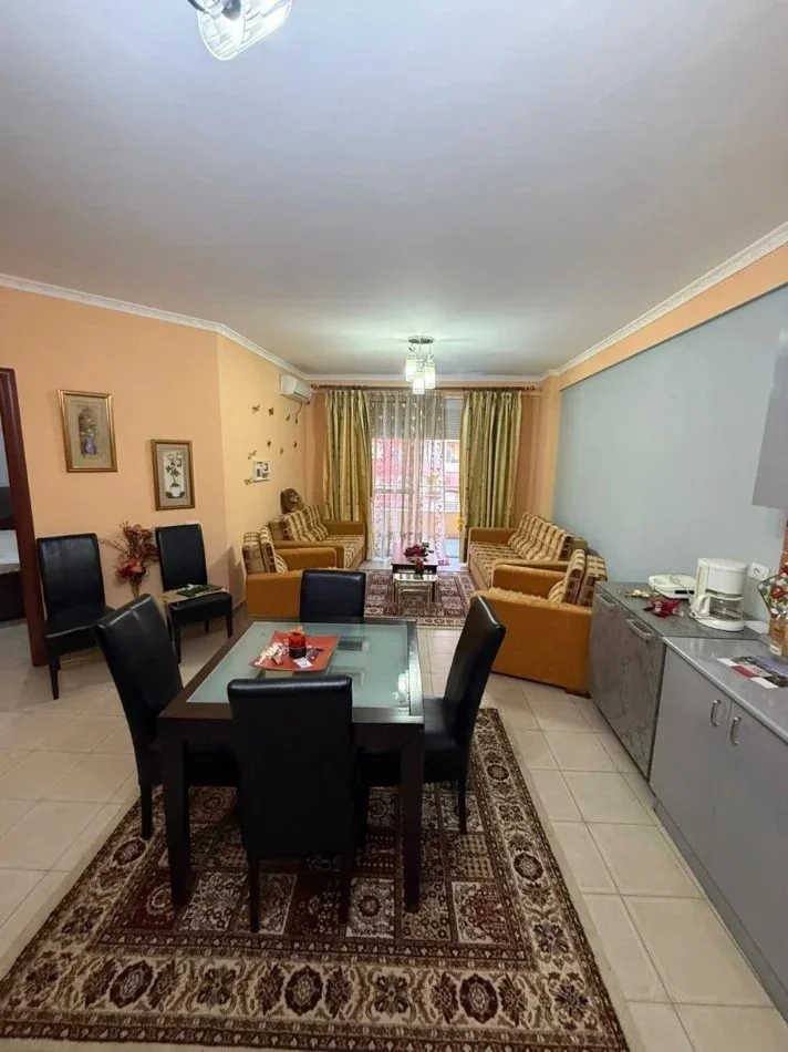Tirane, jepet me qera apartament 1+1 Kati 2, 80 m² 450 € (Astir)