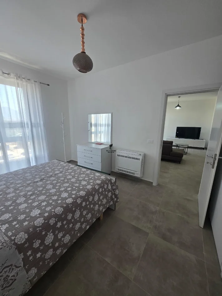 Tirane, jepet me qera apartament 1+1 Kati 2, 80 m² 450 € (LAPRAKE)