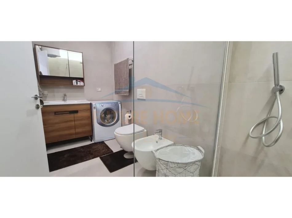 Tirane, jepet me qera apartament 1+1 Kati 2, 90 m² 420 € (Rruga e Elbasanit)