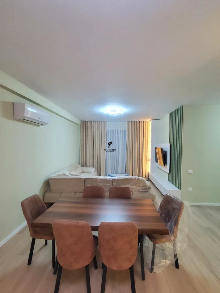 Tirane, jepet me qera apartament 1+1 Kati 3, 100 m² 1.200 € (LIQENI I THATE)