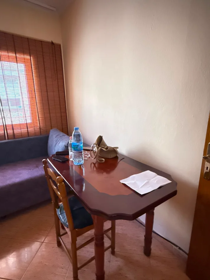 Tirane, jepet me qera apartament 1+1 Kati 3, 65 m² 450 € (21 Dhjetori)