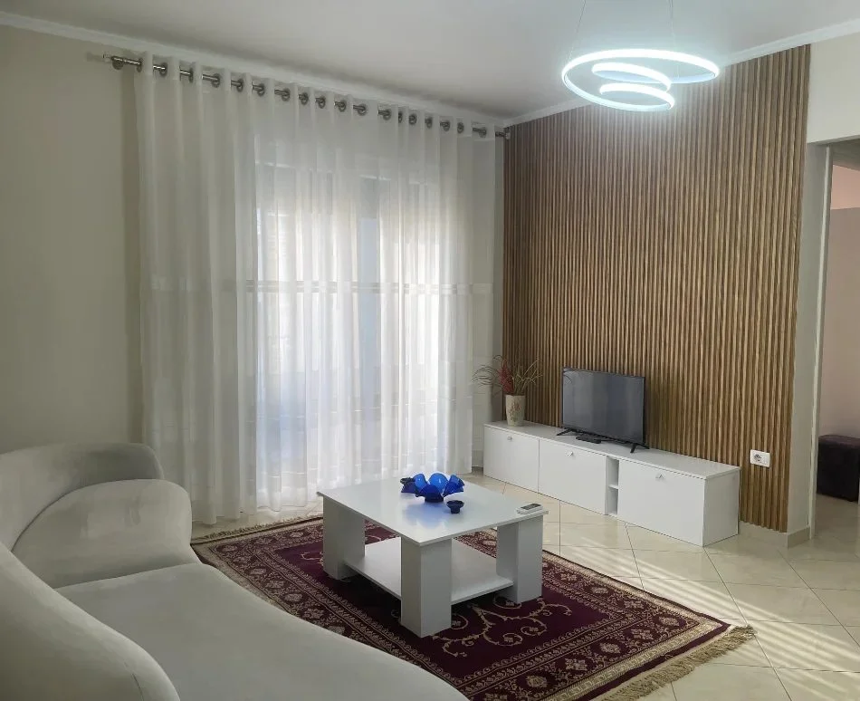 Tirane, jepet me qera apartament 1+1 Kati 3, 68 m² 600 € (Mbrapa FSHN)