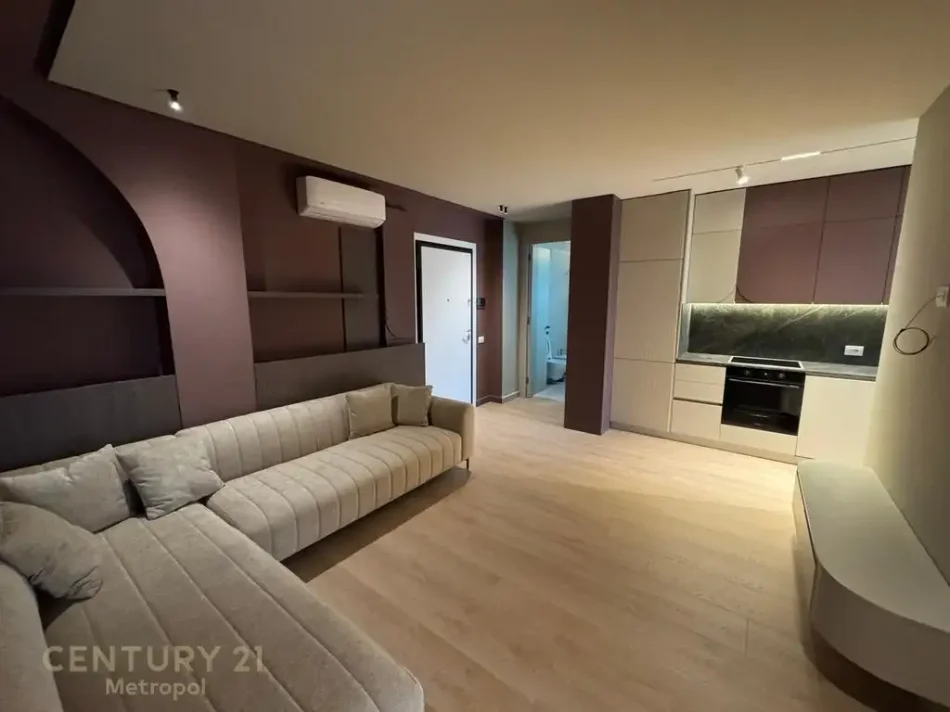 Tirane, jepet me qera apartament 1+1 Kati 3, 70 m² 1.100 € (Galeria Roma)