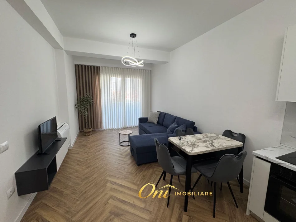 Tirane, jepet me qera apartament 1+1 Kati 3, 70 m² 550 € (KOMPLEKSI GOLDEN PARK 3)