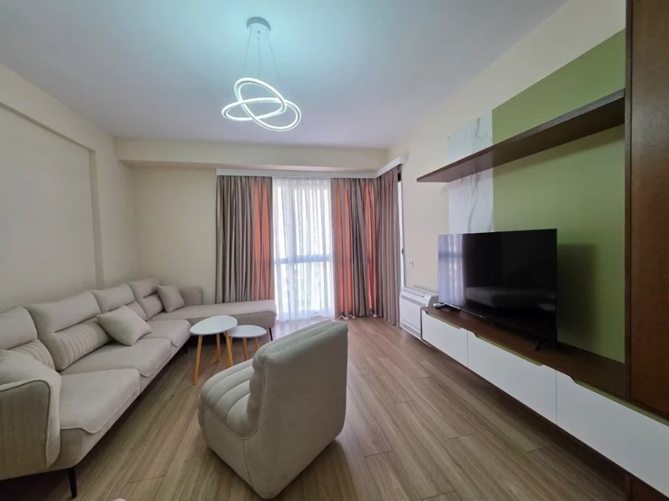 Tirane, jepet me qera apartament 1+1 Kati 3, 72 m² 500 € (Urban Gate, Unaza e Re)