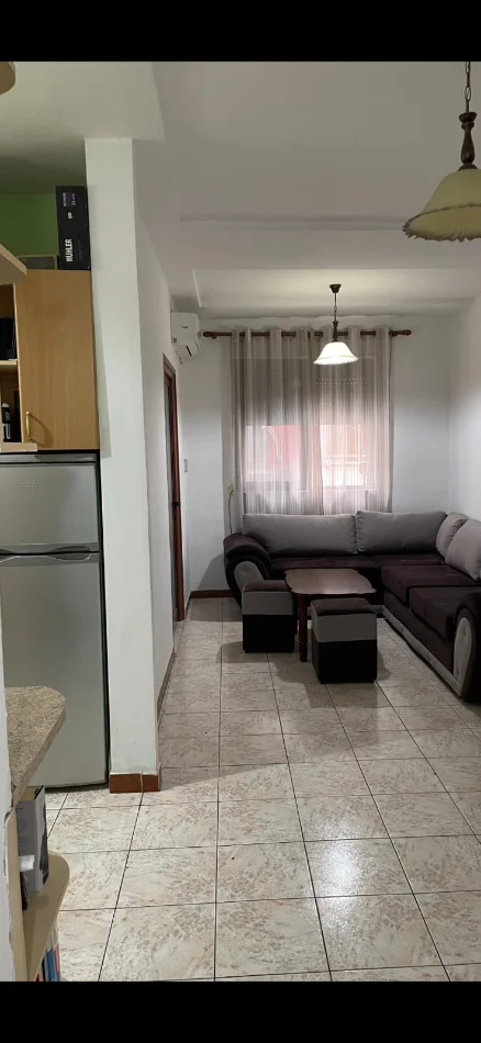 Tirane, jepet me qera apartament 1+1 Kati 4, 50 m² 500 € (Myslym shyr)