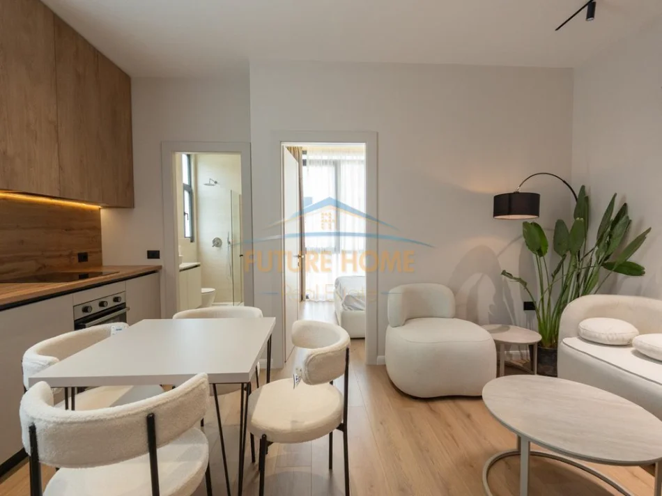Tirane, jepet me qera apartament 1+1 Kati 4, 50 m² 600 € (Rruga e Elbasanit)