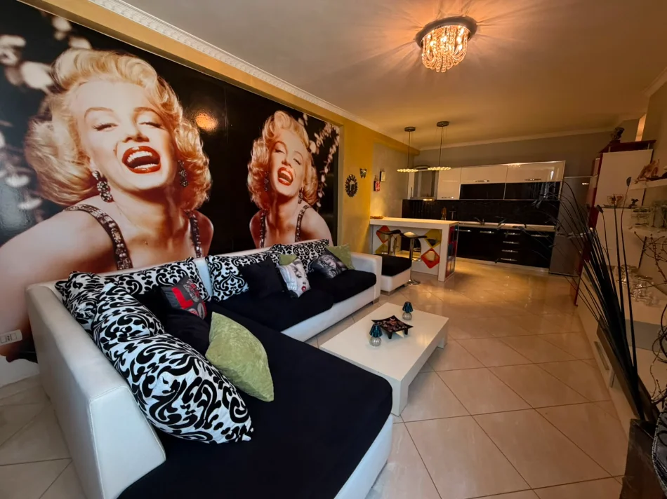 Tirane, jepet me qera apartament 1+1 Kati 4, 550 € (Ish Tregu Elektrik)