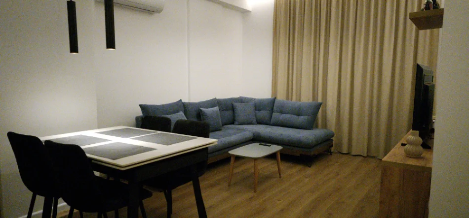 Tirane, jepet me qera apartament 1+1 Kati 4, 60 m² 420 € (Kompleksi Kaimi)