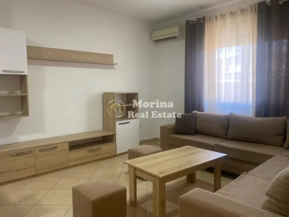 Tirane, jepet me qera apartament 1+1 Kati 4, 60 m² 450 € (Rruga Ferit Xhajko)