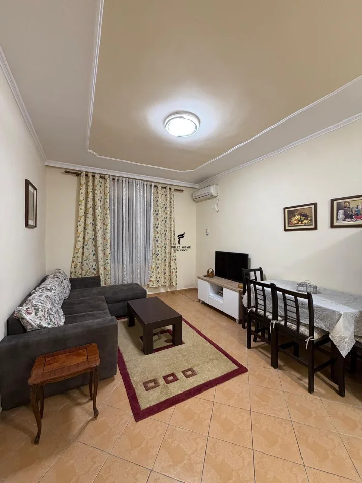Tirane, jepet me qera apartament 1+1 Kati 4, 60 m² 470 € (STACIONI I TRENIT)