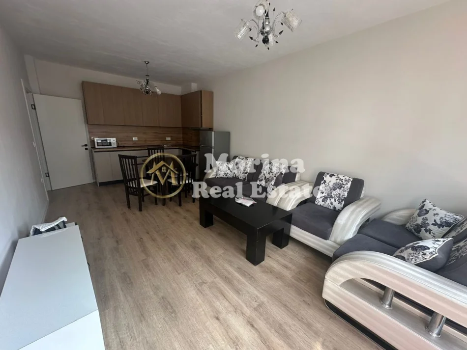 Tirane, jepet me qera apartament 1+1 Kati 4, 69 m² 350 € (Apartament 11 Kamez 300 Euro Muaj 2)