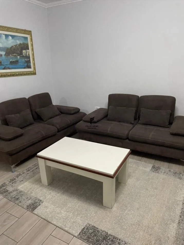 Tirane, jepet me qera apartament 1+1 Kati 4, 70 m² 500 € (DON BOSKO)