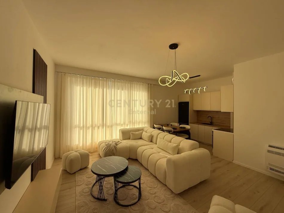 Tirane, jepet me qera apartament 1+1 Kati 4, 73 m² 770 € (Bulevardin e Ri)