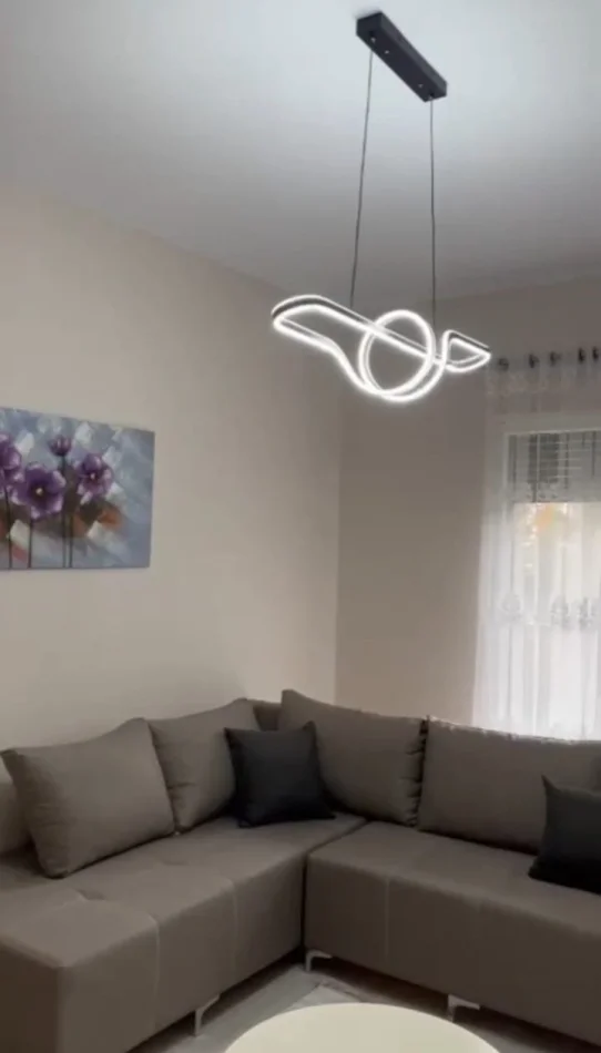 Tirane, jepet me qera apartament 1+1 Kati 4, 75 m² 500 € (Astir)