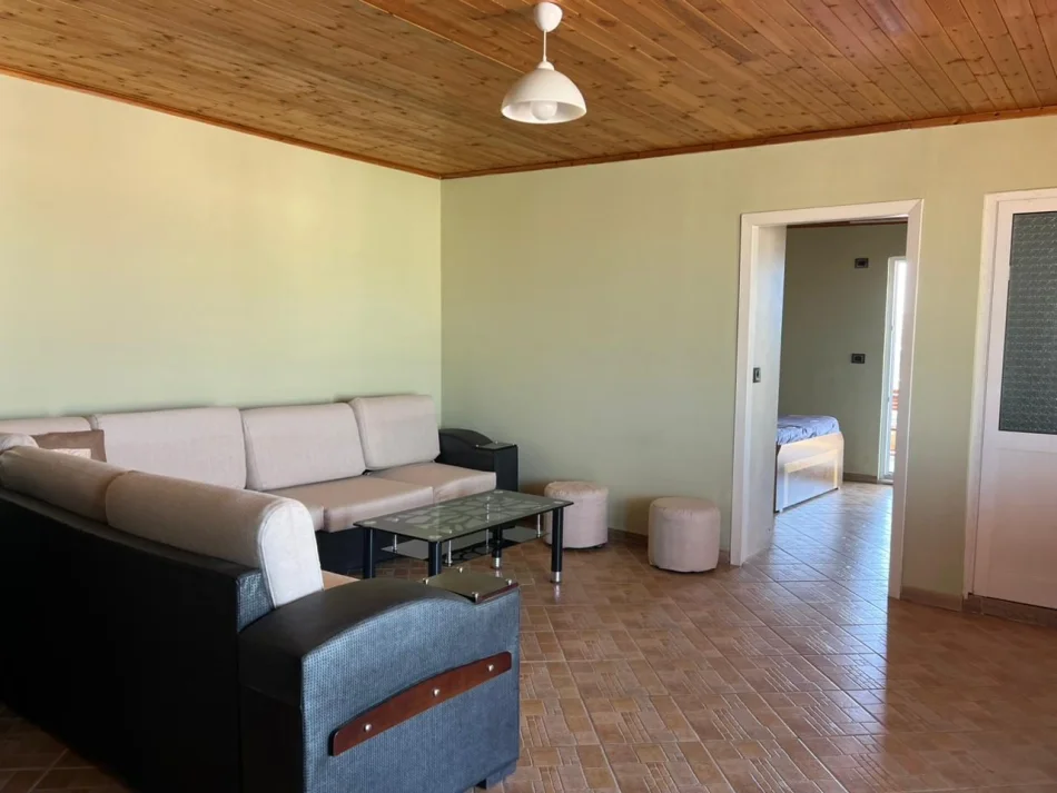Tirane, jepet me qera apartament 1+1 Kati 4, 85 m² 350 € (Kodra E. Priftit)