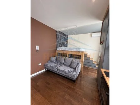 Tirane, jepet me qera apartament 1+1 Kati 5, 28 m² 350 € (UNAZA E RE)