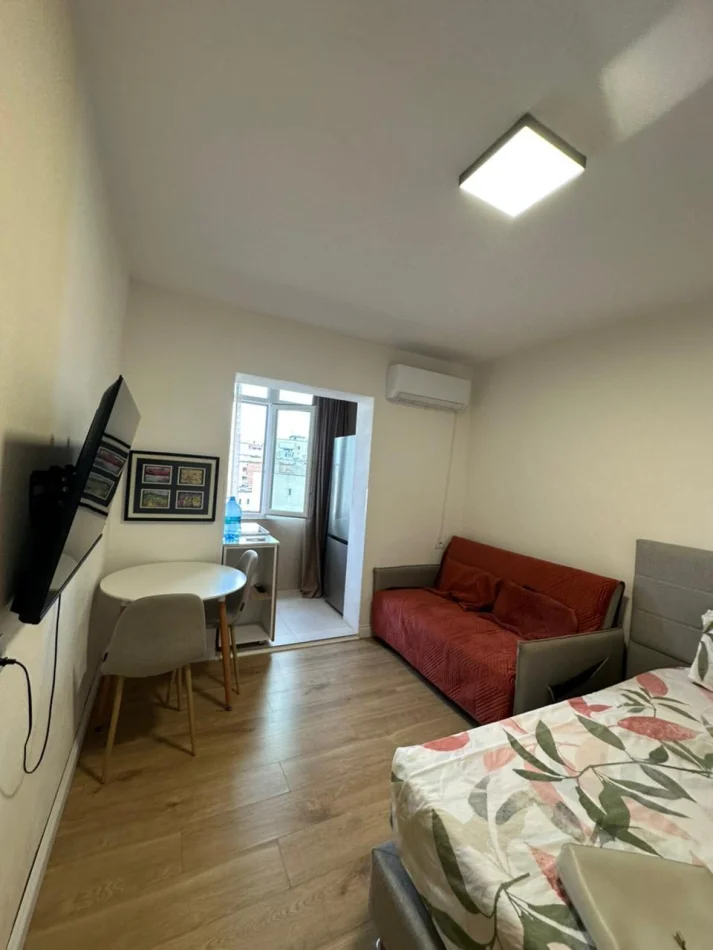 Tirane, jepet me qera apartament 1+1 Kati 5, 40 m² 400 € (Shkolla e Baletit)