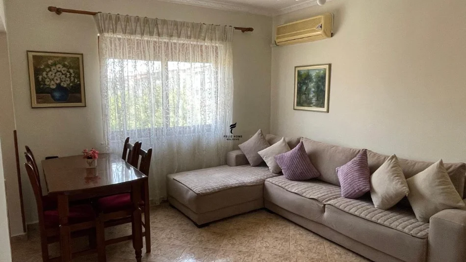 Tirane, jepet me qera apartament 1+1 Kati 5, 60 m² 450 € (PORCELANI)