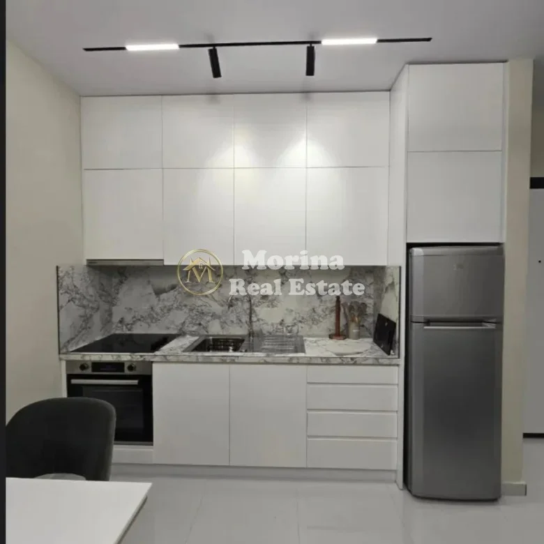 Tirane, jepet me qera apartament 1+1 Kati 5, 60 m² 450 € (Univers City)