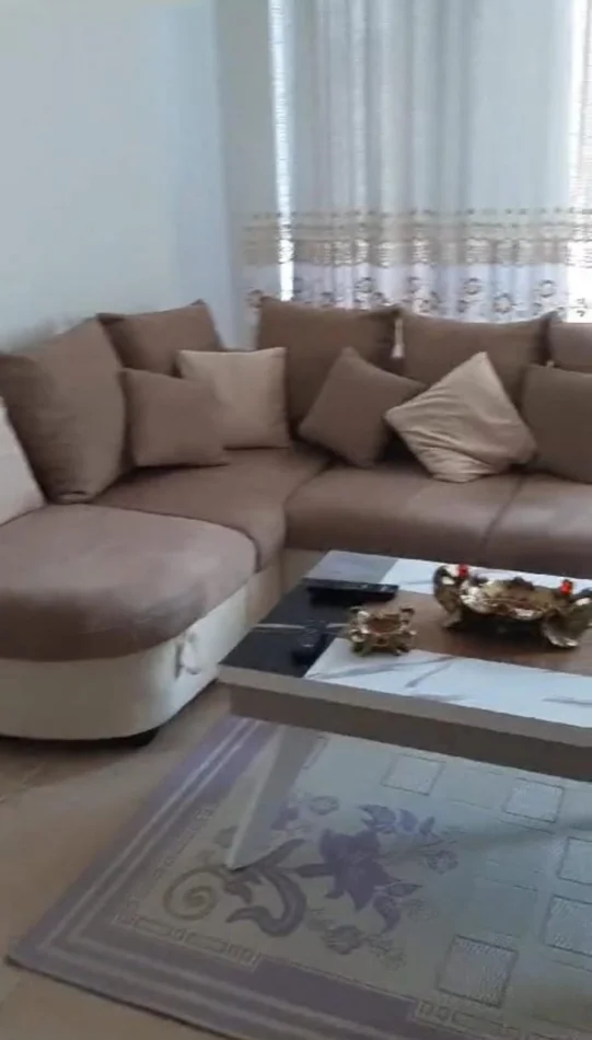 Tirane, jepet me qera apartament 1+1 Kati 5, 60 m² 500 € (Bulevardi i Ri)