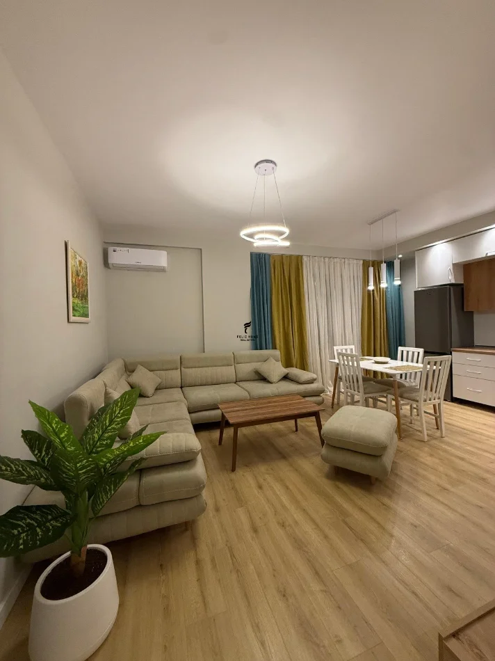 Tirane, jepet me qera apartament 1+1 Kati 5, 65 m² 600 € (ASTIR)