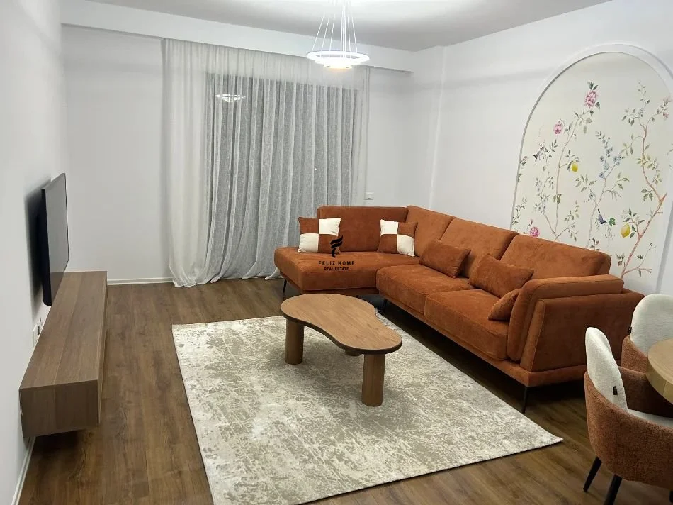 Tirane, jepet me qera apartament 1+1 Kati 5, 70 m² 550 € (JORDAN MISJA)