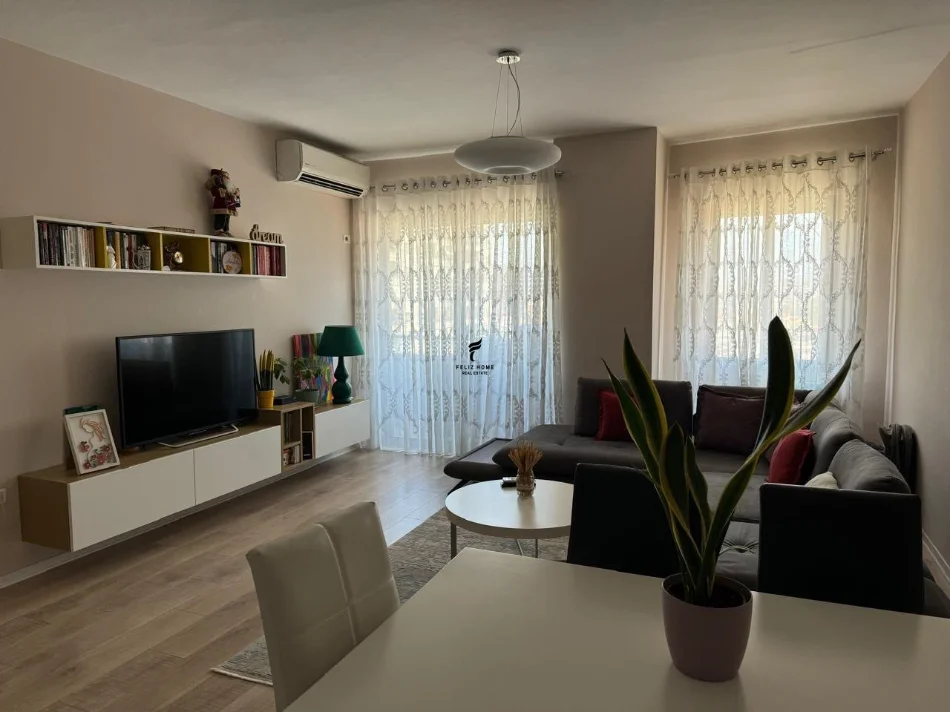 Tirane, jepet me qera apartament 1+1 Kati 5, 73 m² 48.000 € (ASTIR)