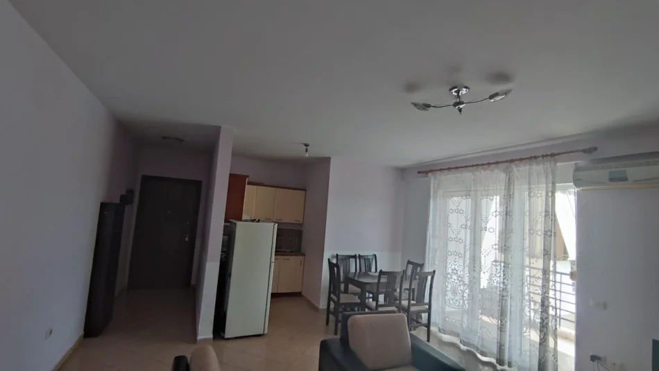 Tirane, jepet me qera apartament 1+1 Kati 5, 78 m² 400 € (Materniteti i Ri)