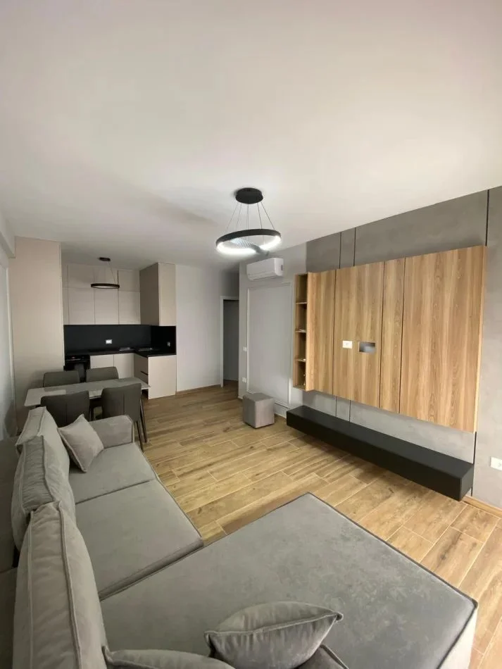 Tirane, jepet me qera apartament 1+1 Kati 5, 78 m² 630 € (Don Bosko)