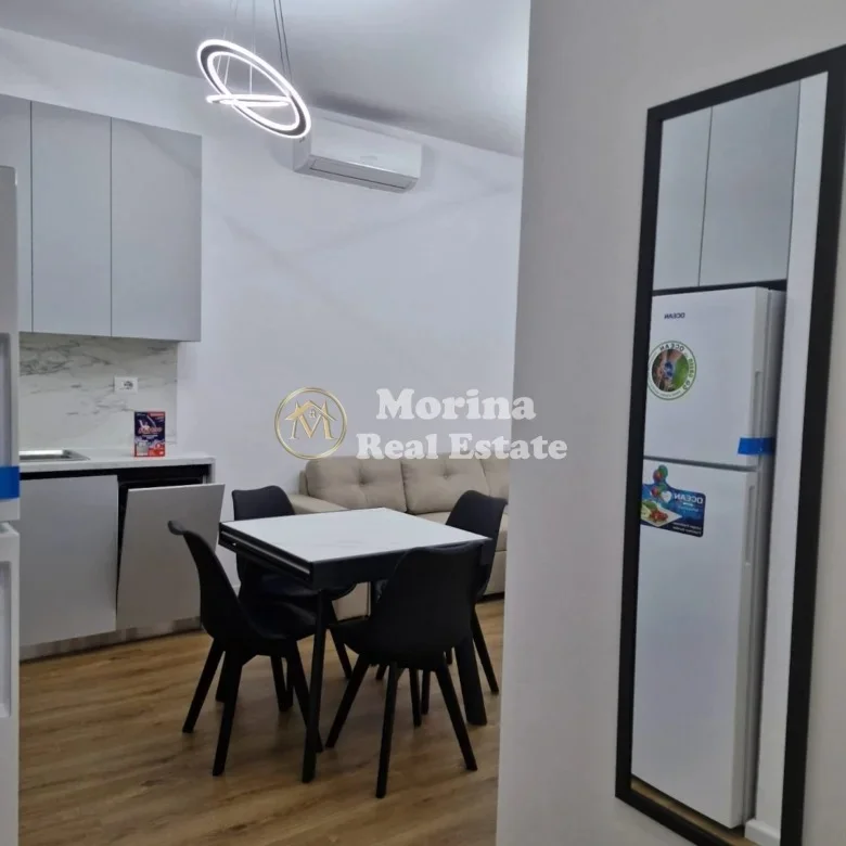 Tirane, jepet me qera apartament 1+1 Kati 6, 50 m² 420 € (Ali Demi)