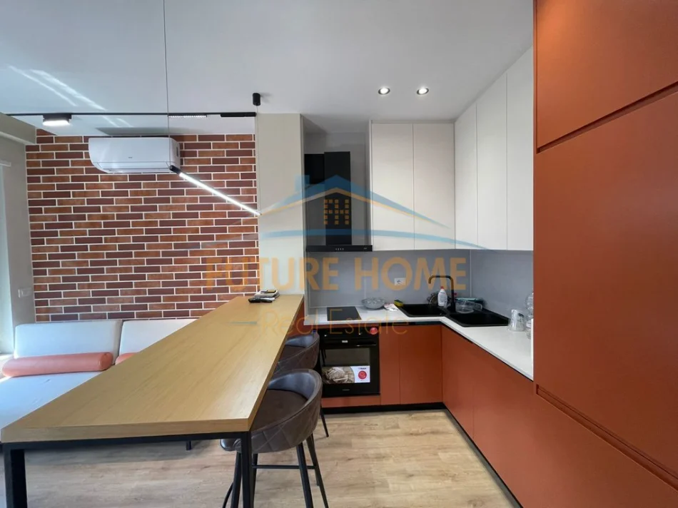 Tirane, jepet me qera apartament 1+1 Kati 6, 53 m² 680 € (Rruga Karl Gega, Bulevardi i Ri)