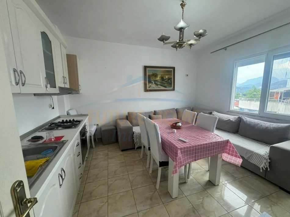 Tirane, jepet me qera apartament 1+1 Kati 6, 54 m² 370 € (FRESK)