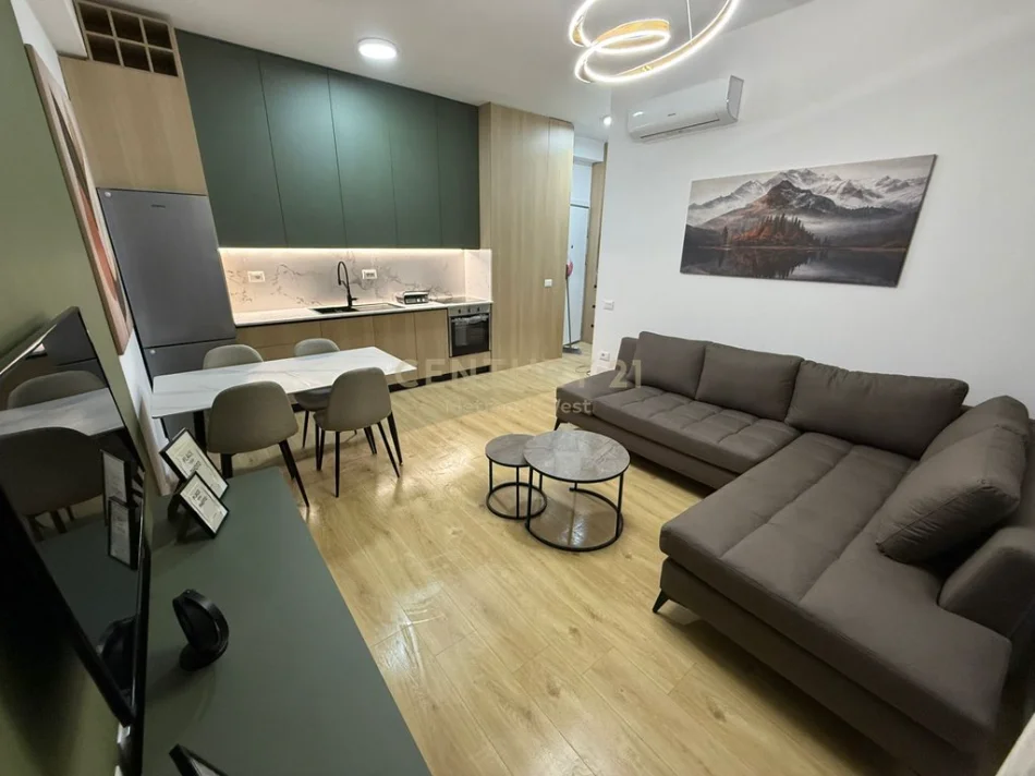 Tirane, jepet me qera apartament 1+1 Kati 6, 60 m² 500 € (RESIDENCA KADIU)