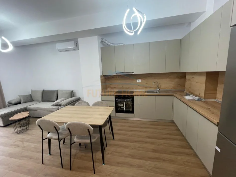 Tirane, jepet me qera apartament 1+1 Kati 6, 62 m² 400 € (Kompleksi Kaimi, Alidemi)