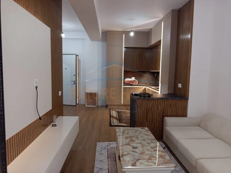 Tirane, jepet me qera apartament 1+1 Kati 6, 67 m² 450 € (Rezidenca Kaimi)