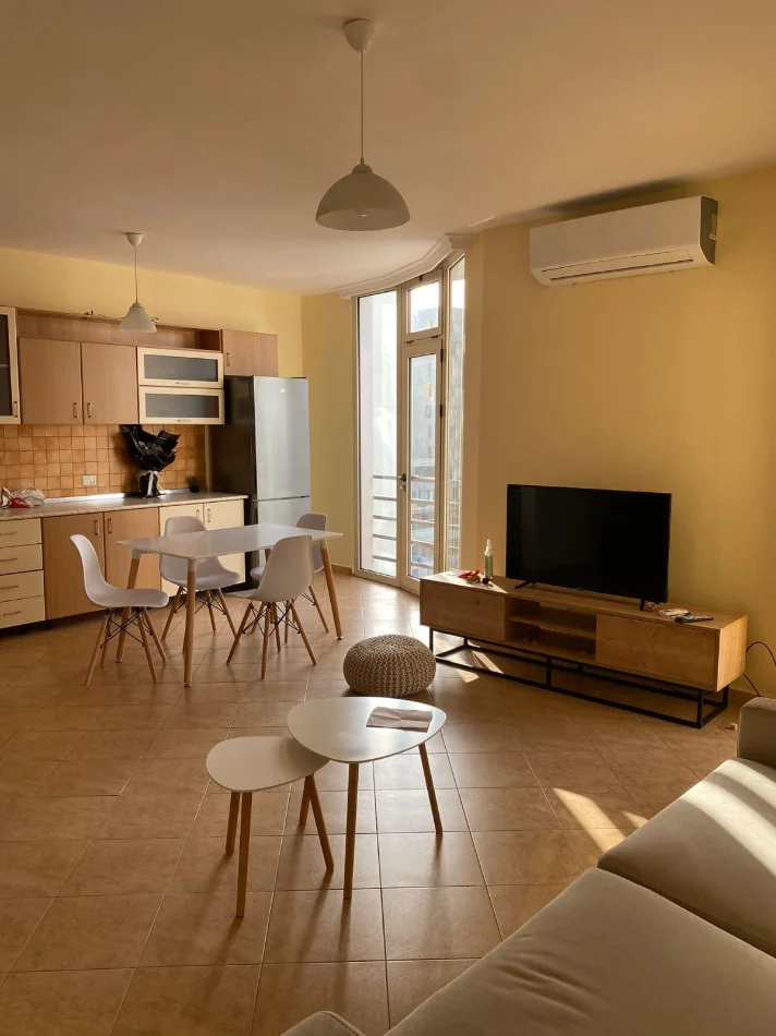 Tirane, jepet me qera apartament 1+1 Kati 6, 67 m² 550 € (PRANE SQUARE 21, RRUGA SALI BUTKA)