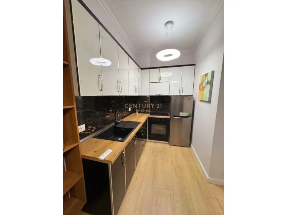 Tirane, jepet me qera apartament 1+1 Kati 6, 70 m² 520 € (Astir ENT146636)