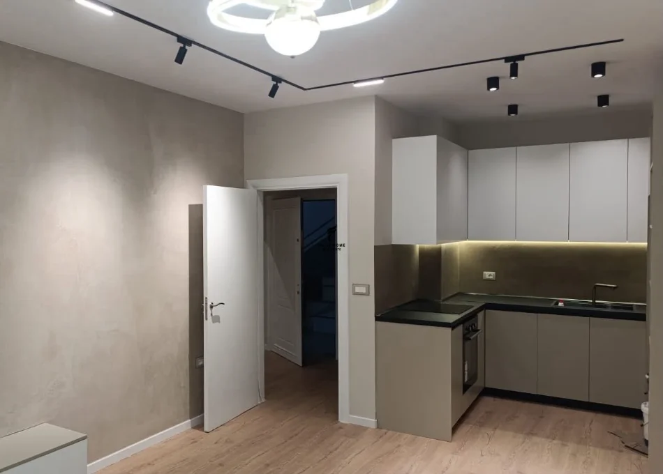 Tirane, jepet me qera apartament 1+1 Kati 6, 74 m² 800 € (ISH PARKU)